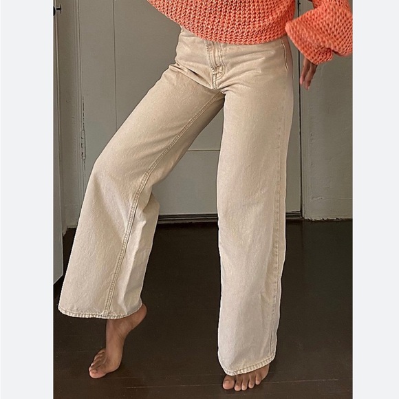 Urban Outfitters BDG High Waisted Wide Leg Jean Khaki In Beige